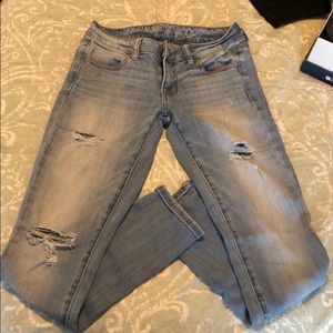 Distressed AE jeans jegging